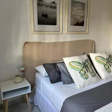Apartamento Alquiler Vacacional. Bajo Con Parrilla Y Piscina, Cerca De La Playa Y Puerto Banus *