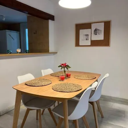 Apartment Alquiler Vacacional. Bajo Con Parrilla Y Piscina, Cerca De La Playa Y Puerto Banus Estepona